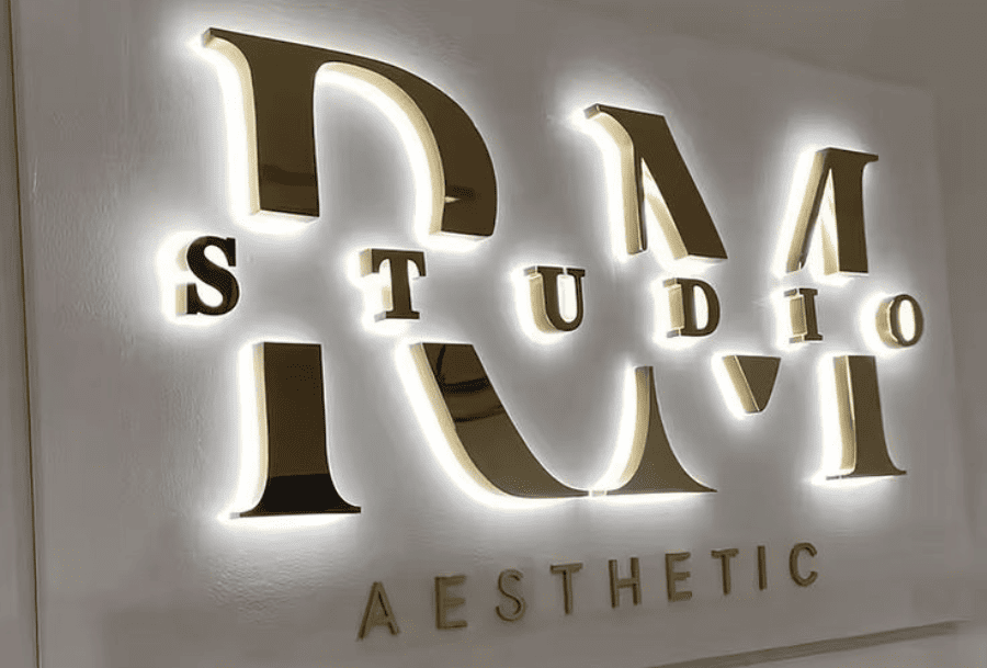 custom signage Dubai